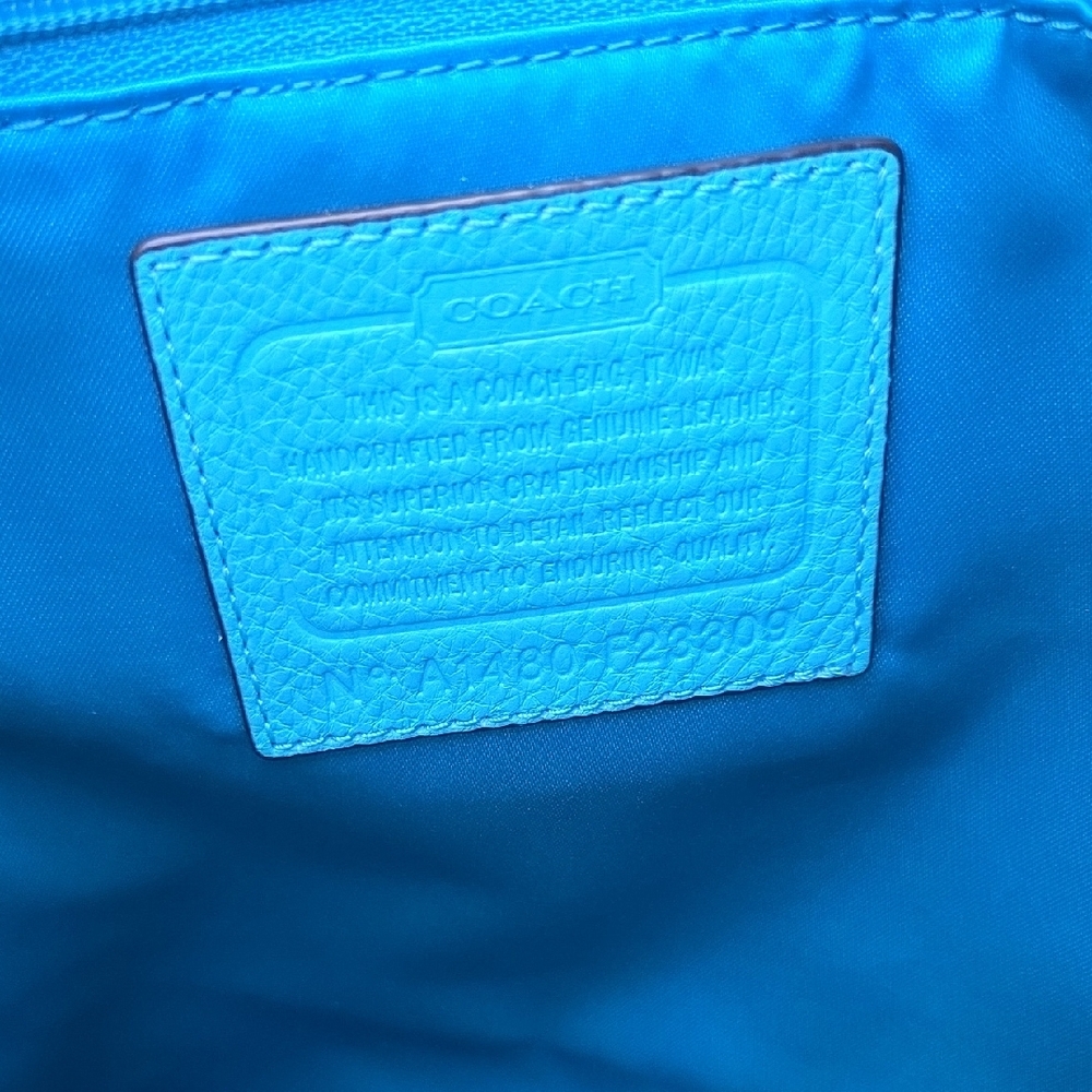Coach Teal Leather Shoulder Bag - Picture 2 of 4